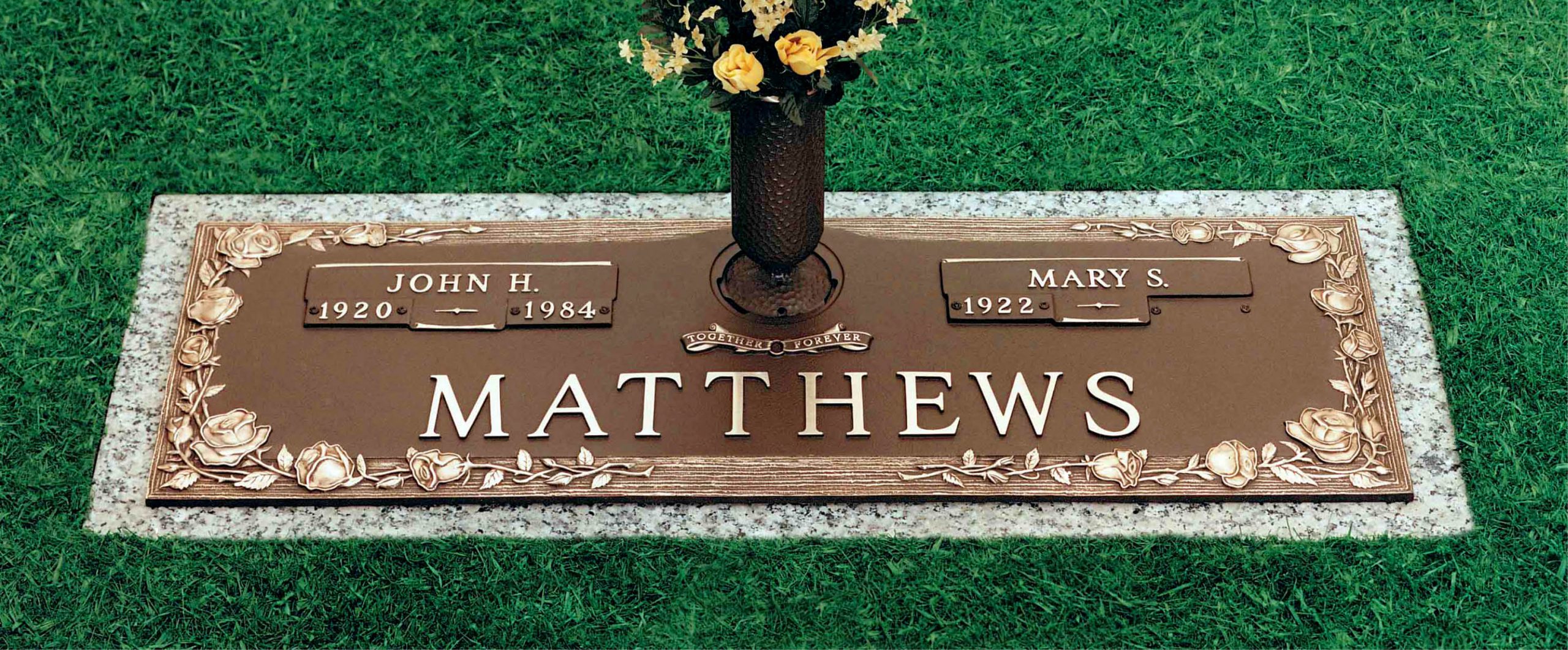 Bronze memorial plaque